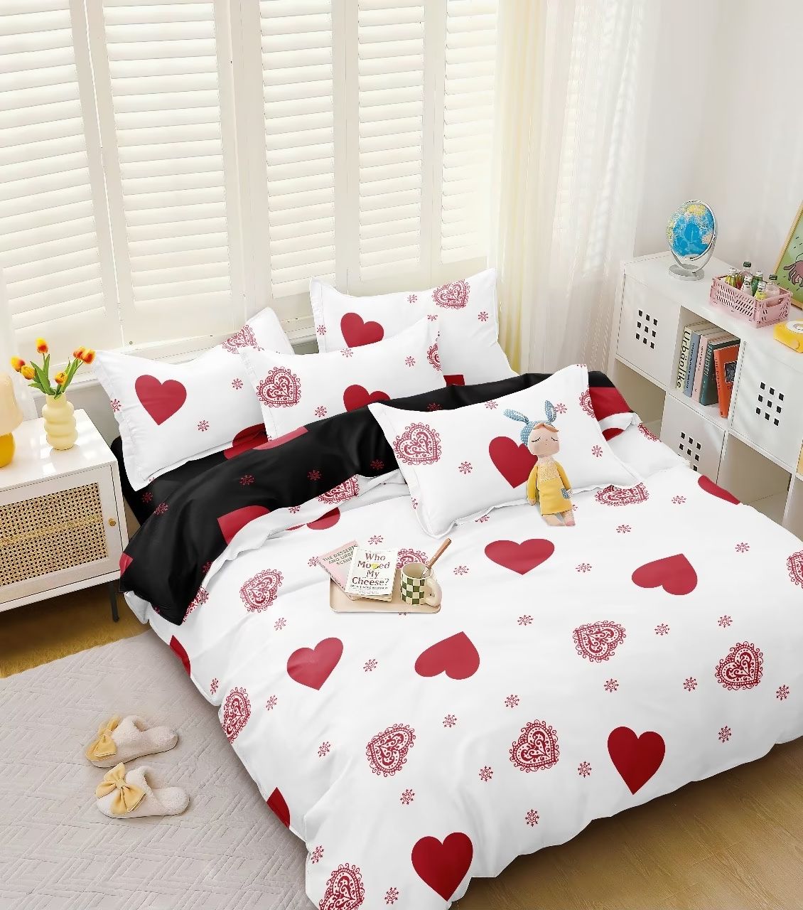 Lenjerie de pat cu inimioare roșii – 4 piese
